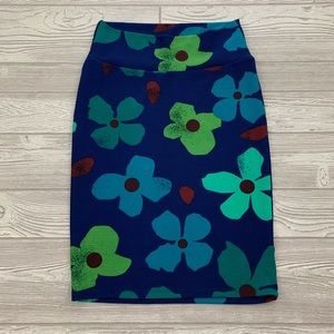 EUC LuLaRoe Women’s Cassie skirt